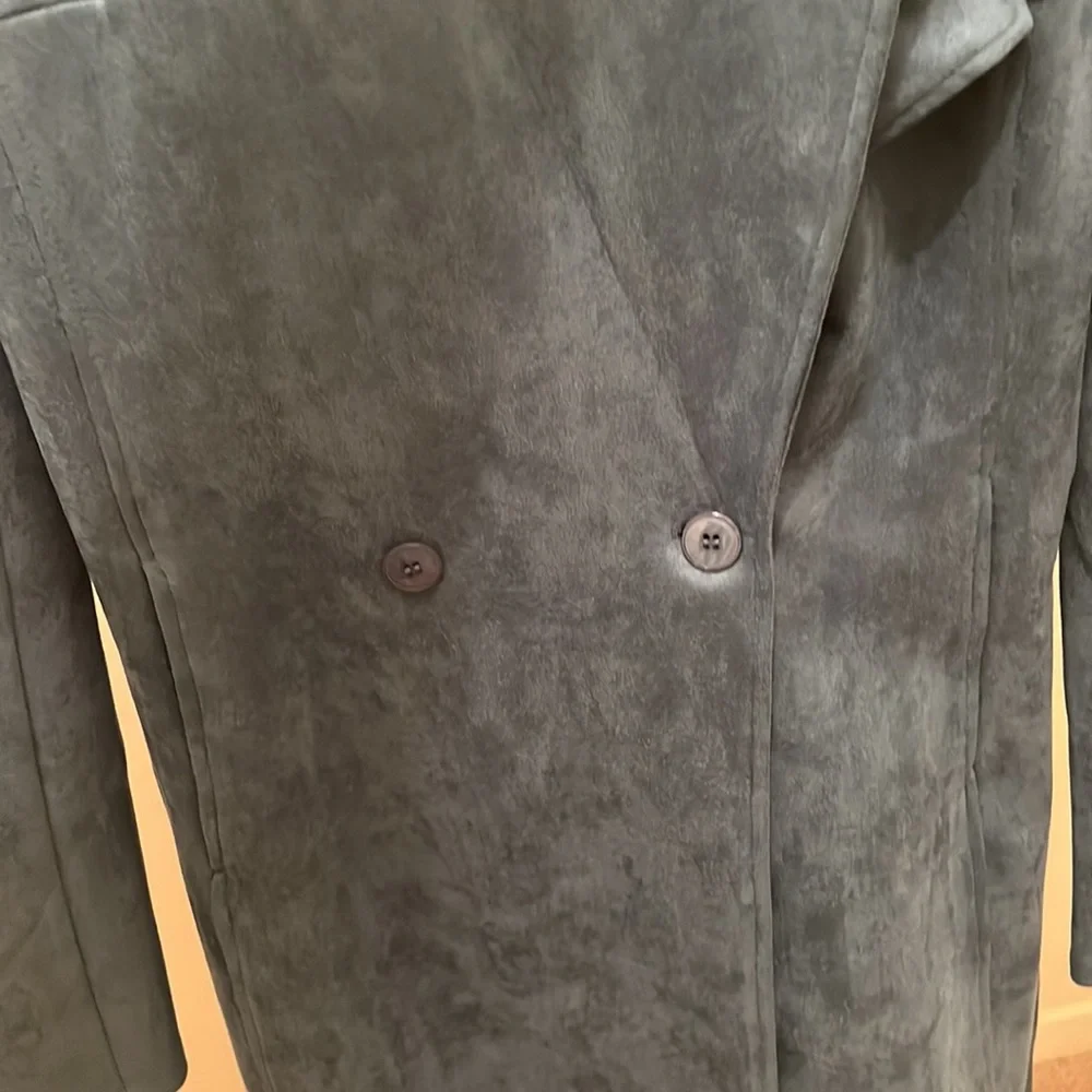 Women’s Suede Solitaire Coat - Picture 2 of 7